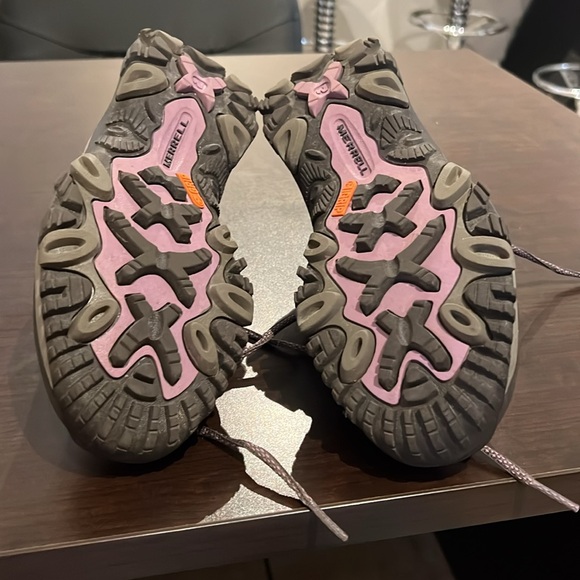 Merrell Performance Hiking Trail Shoes Women's Size 7 Brindle Waterproof Outdoor - Picture 3 of 4
